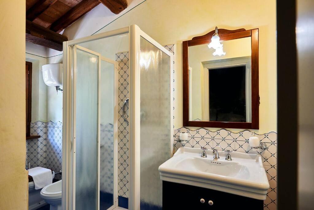 Вилла Casale Rosso Castel San Felice Экстерьер фото