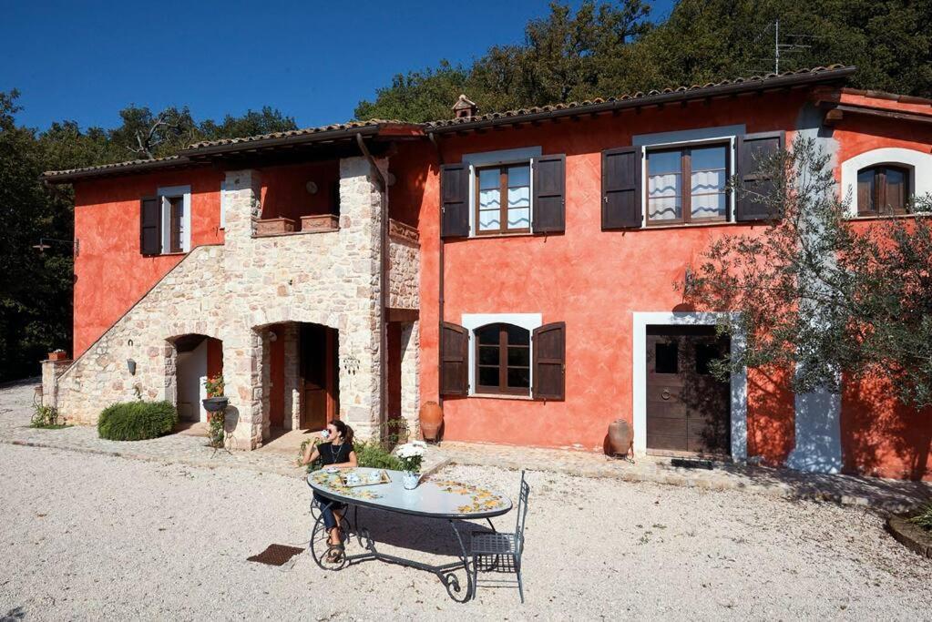 Вилла Casale Rosso Castel San Felice Экстерьер фото