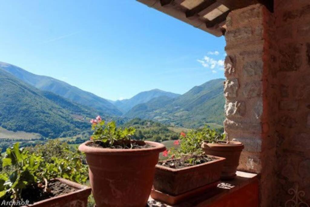 Вилла Casale Rosso Castel San Felice Экстерьер фото